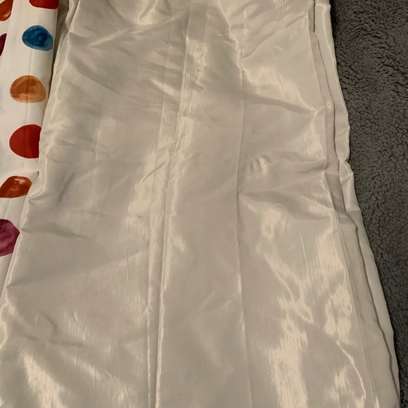 Two shower curtains - Picture 2 of 2